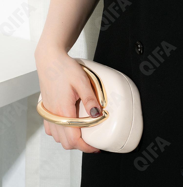 Женский Клатч CC2948_M1101-1 Женский Клатч CC2948_M1101-1