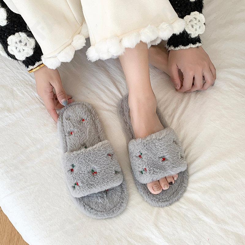 Женские Тапочки