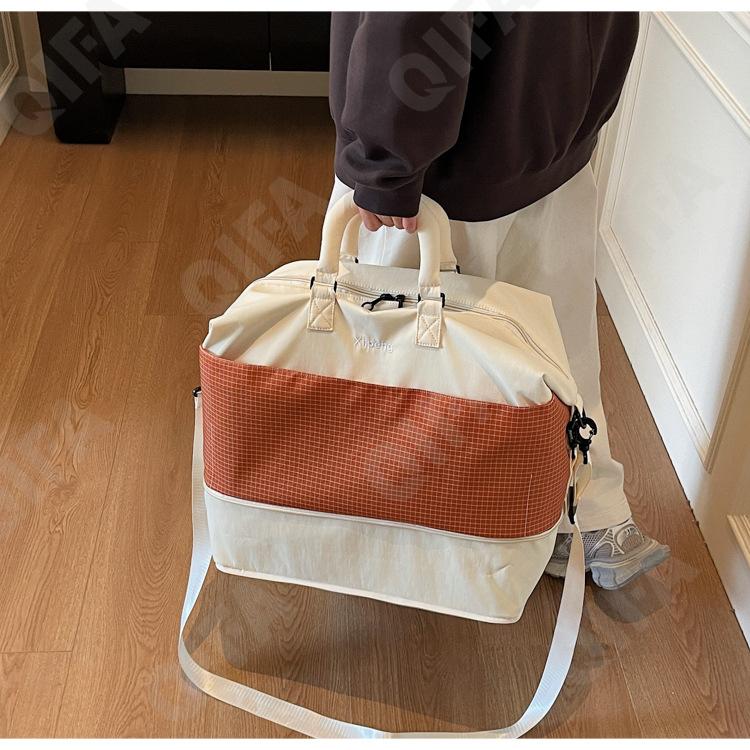 Женская Дорожная сумка CC5456_A61-1 Женская Дорожная сумка CC5456_A61-1