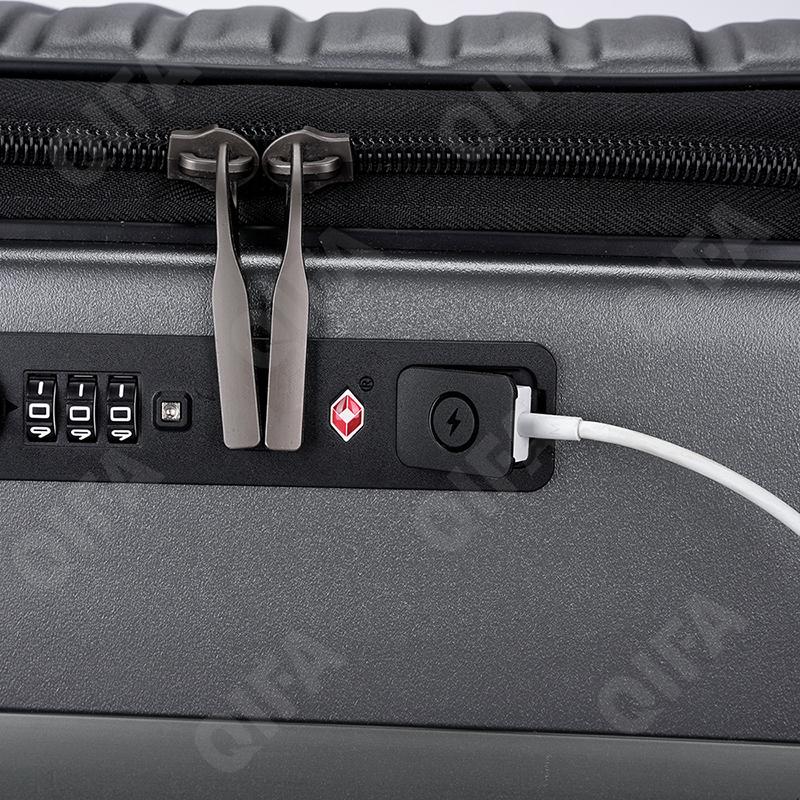 Женский Чемодан CC3220_335-LV_252_2715_89