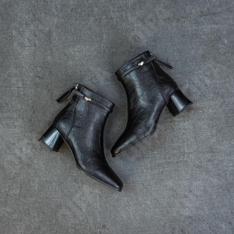 Женские Ботинки