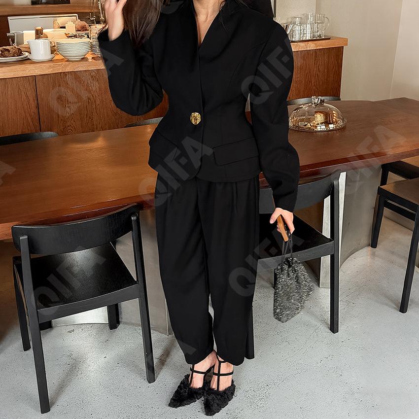 Женский Костюм с брюками CC5468_2TZ9477_252_1778_47 Женский Костюм с брюками CC5468_2TZ9477_252_1778_47