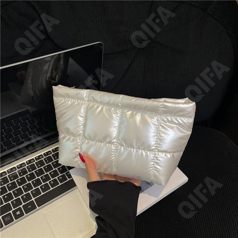 Женский Клатч CC1787_NIU9510-1 Женский Клатч CC1787_NIU9510-1