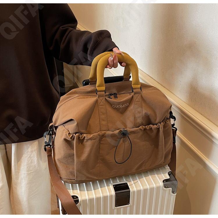 Женская Дорожная сумка CC5456_5215-1