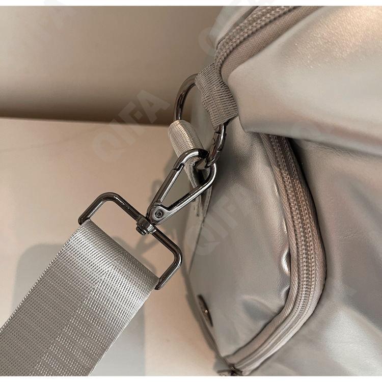 Женская Дорожная сумка CC5456_A53-1 Женская Дорожная сумка CC5456_A53-1