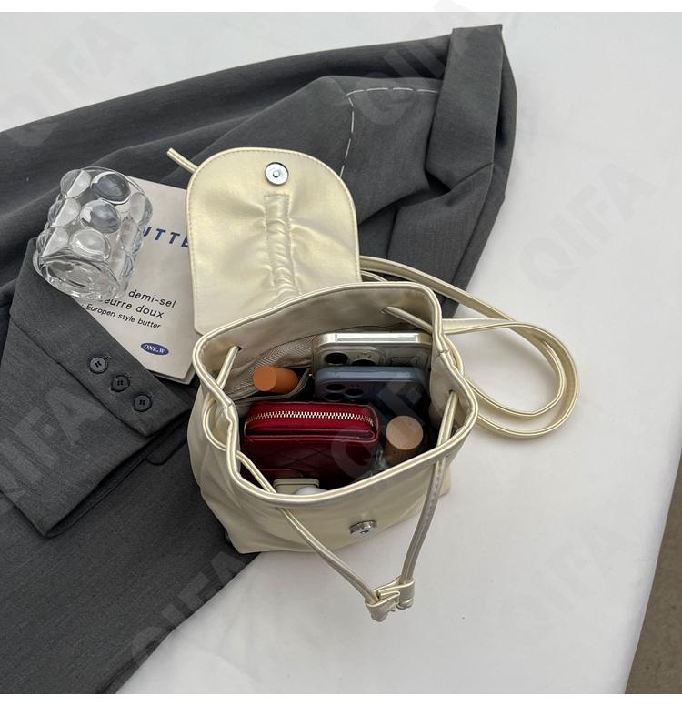 Женский Рюкзак CC2123_R9020-1