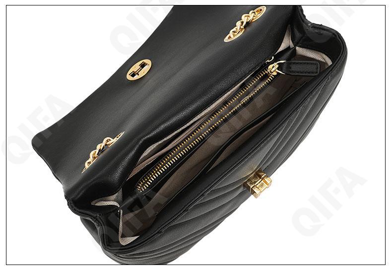 Женская Сумка CC3372_JA2420B-1