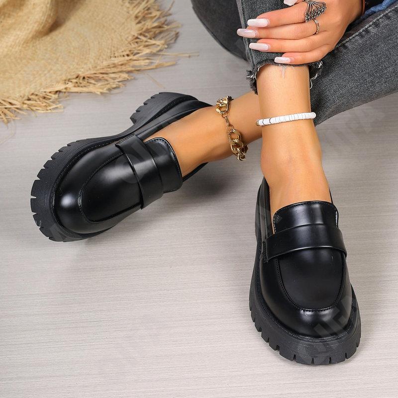 Женские Лоферы