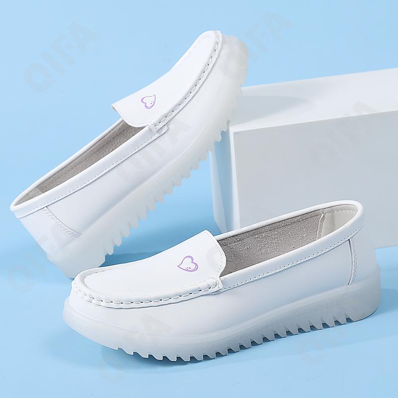 Женские Мокасины